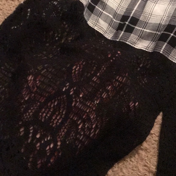 🌺 NWT NOBO PLAID WOVEN W/CROCHET TOP - Picture 6 of 8